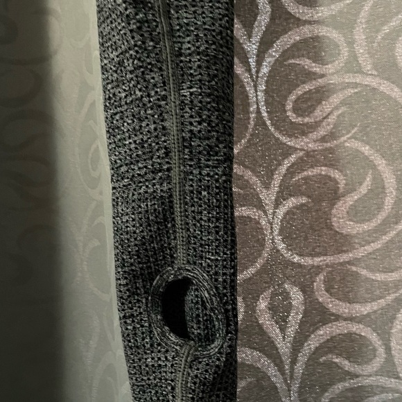 NWT Max & Allie Seamless Long Sleeve Charcoal Crop Top - Picture 7 of 13